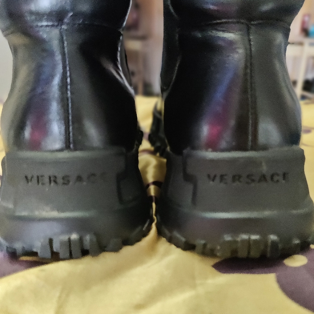 Versace Greca Rhegis Boots - Picture 9 of 11
